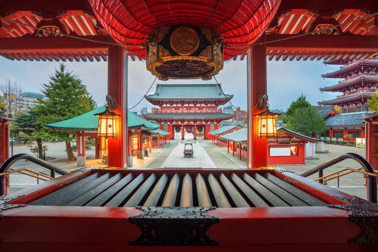 Welcome to the Asakusa neighborhood!
